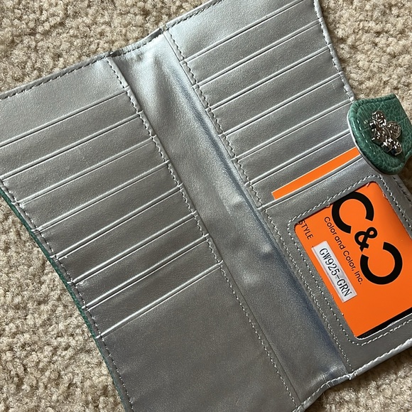 C&C Wallet - Picture 3 of 3